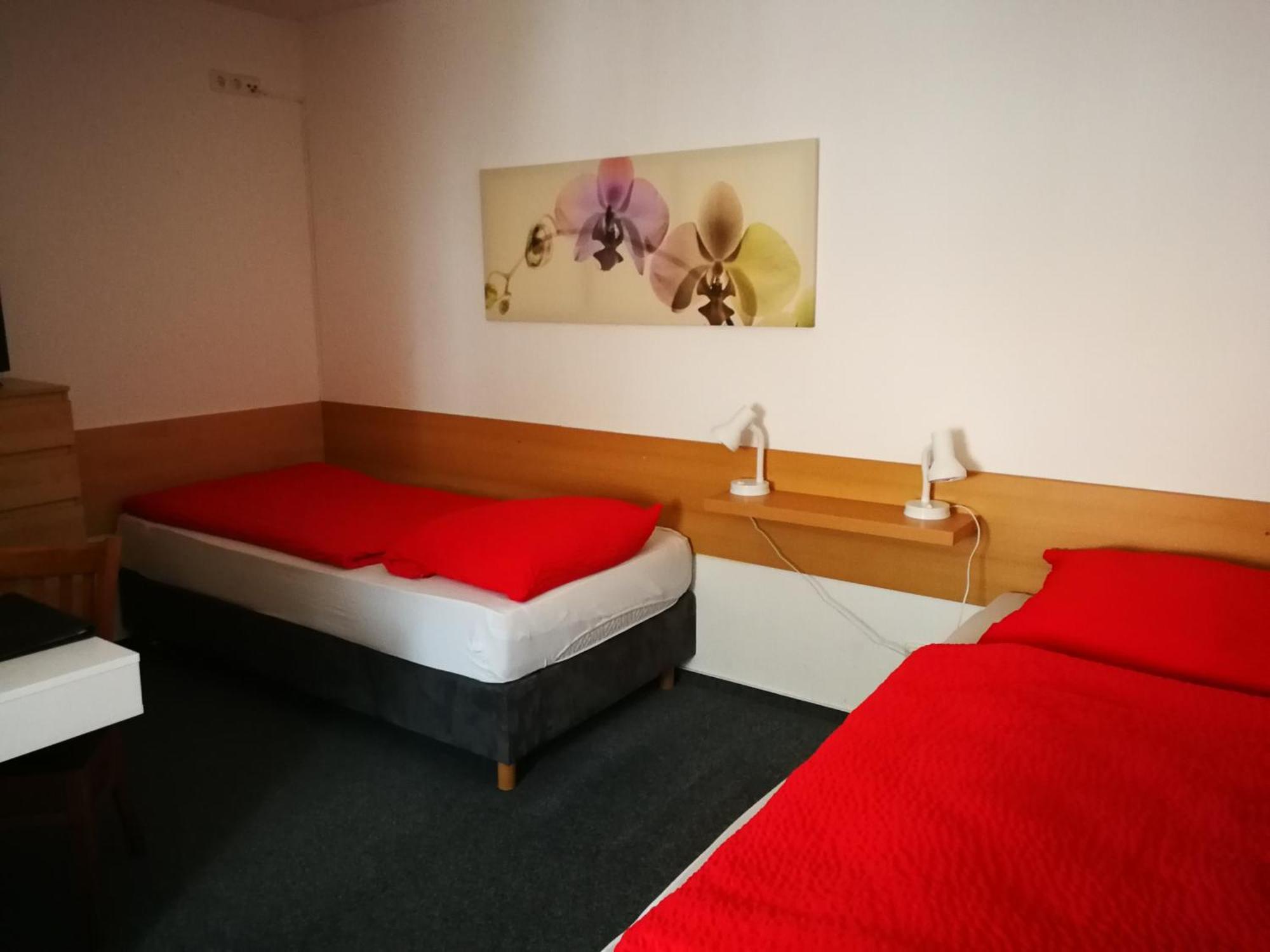 Pension Zum Angestellten Porta Westfalica Habitación foto